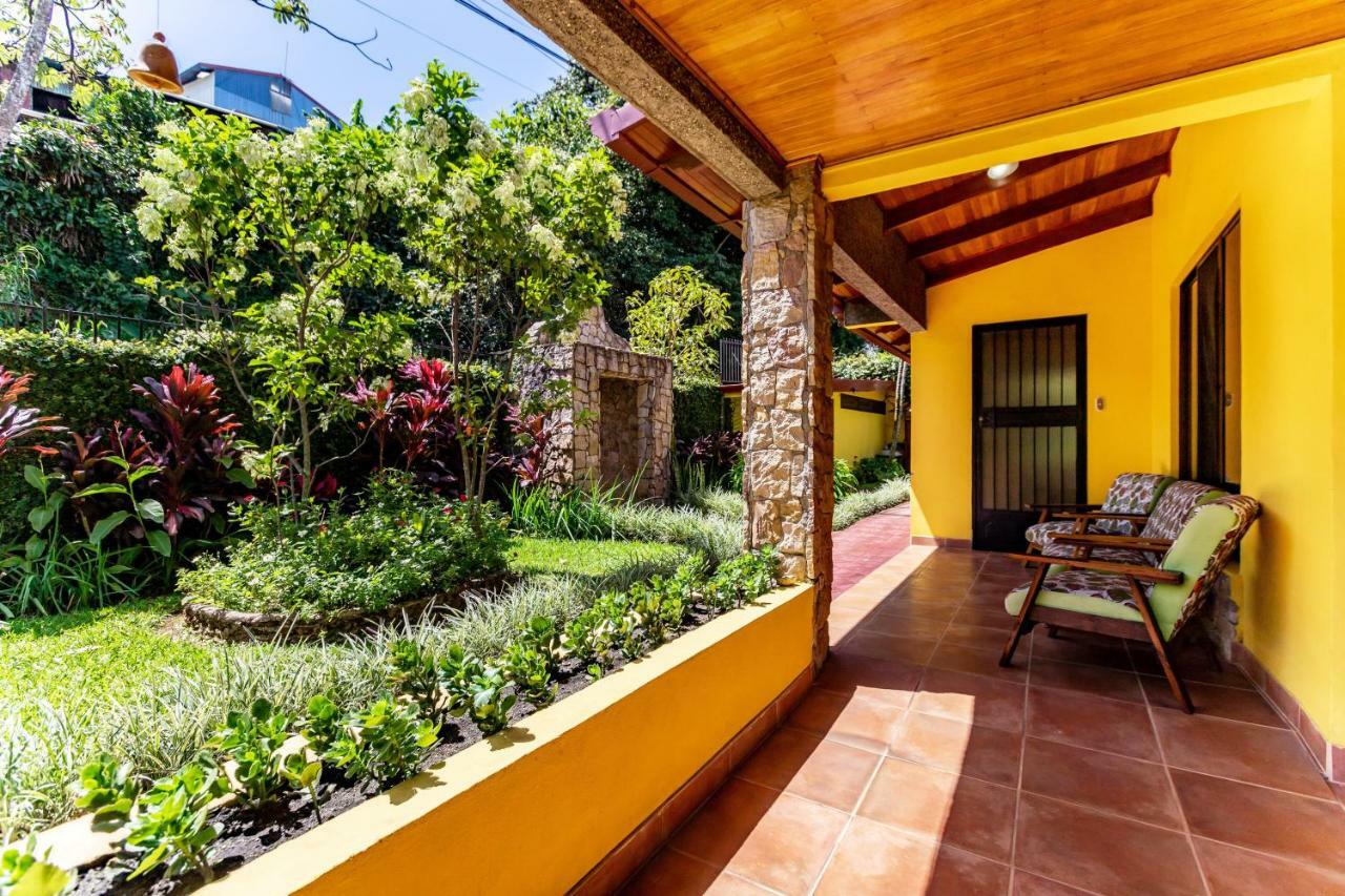 غريسيا La Terraza Guest House B&B المظهر الخارجي الصورة