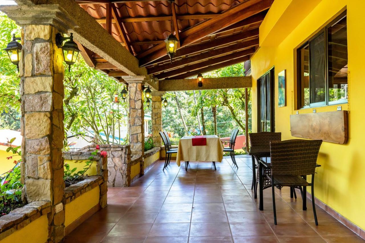 غريسيا La Terraza Guest House B&B المظهر الخارجي الصورة